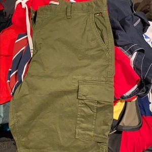 Tommy Hilfiger cargo shorts